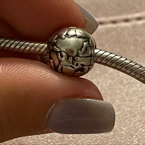 Globe Pandora Clip Charm! - Picture 3 of 5